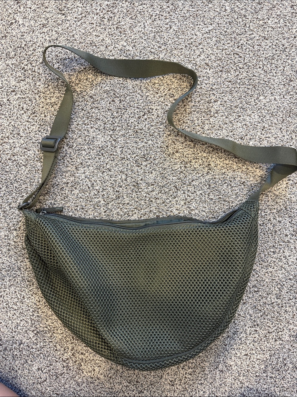 Uniqlo Olive Green Mesh Crossbody Sling Bag